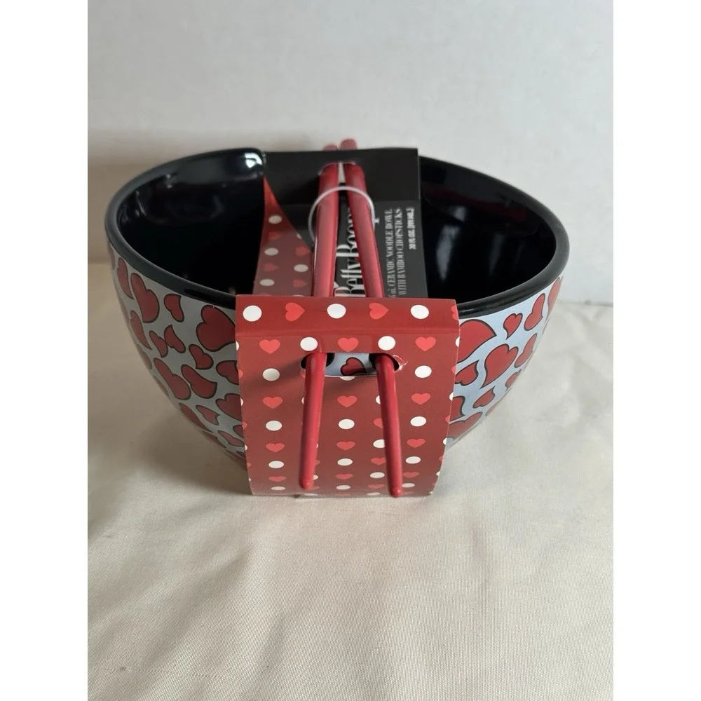 Betty Boop Hearts Ramen Noodle Ceramic Bowl Chopsticks New - Picture 3 of 8